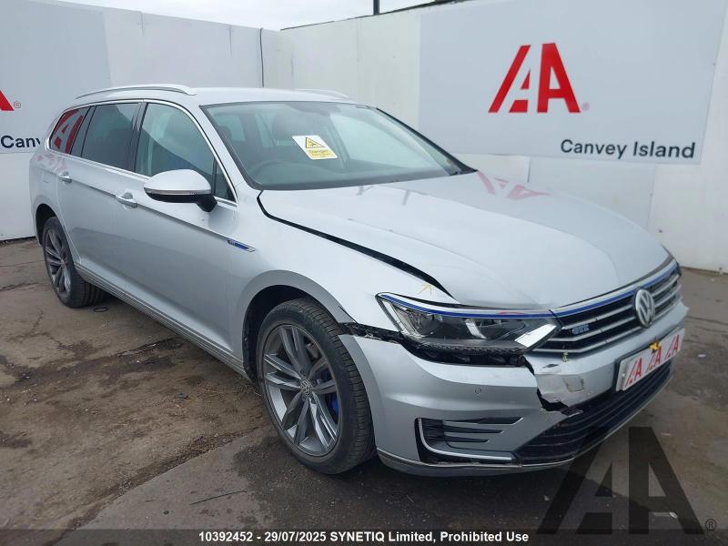 2018 VOLKSWAGEN PASSAT GTE DSG 1395cc TURBO PETROL/ELECTRIC SEMI AUTO 6 Speed 5 DOOR ESTATE