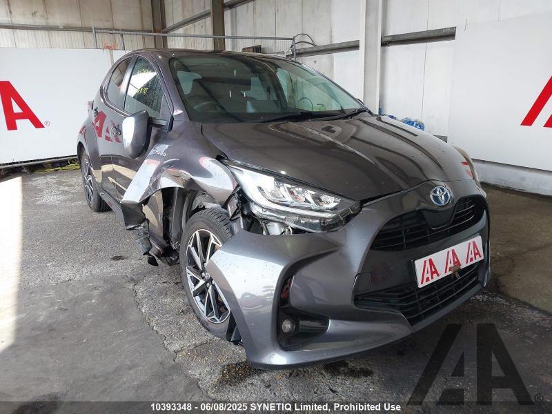 2021 TOYOTA YARIS DESIGN 1490cc PETROL/ELECTRIC CVT 5 DOOR HATCHBACK