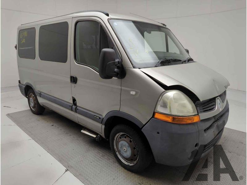 2010 RENAULT MASTER SL28 SWB L/C 2464cc TURBO DIESEL SEMI AUTO 4 DOOR PANEL VAN