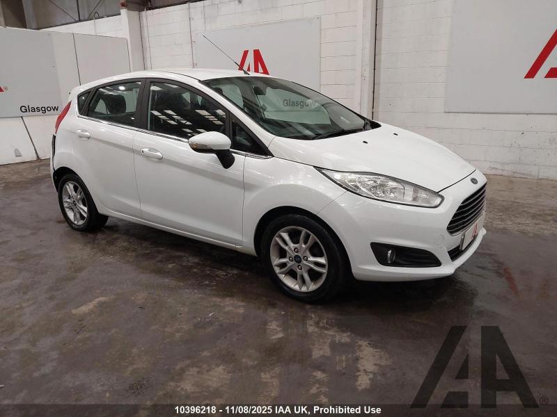 2015 FORD FIESTA ZETEC TDCI 1499cc TURBO DIESEL MANUAL 5 Speed 5 DOOR HATCHBACK