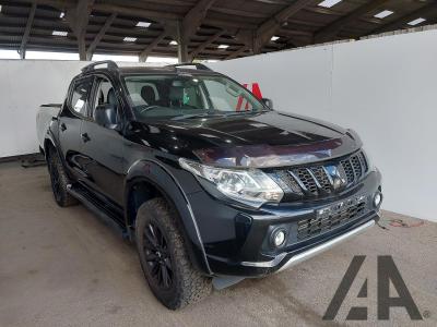 Image of 2019 MITSUBISHI L200 DI-D BARBARIAN BLACK DCB 2442cc TURBO DIESEL AUTOMATIC 4 DOOR PICK UP