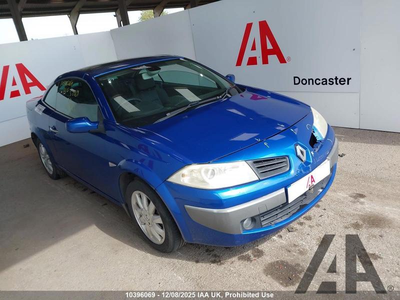 2006 RENAULT MEGANE DYNAMIQUE DCI 1461cc TURBO DIESEL MANUAL 6 Speed 2 DOOR CONVERTIBLE