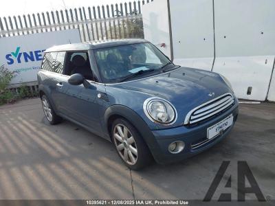 Image of 2009 MINI CLUBMAN COOPER 1598cc PETROL AUTOMATIC 6 Speed 5 DOOR ESTATE