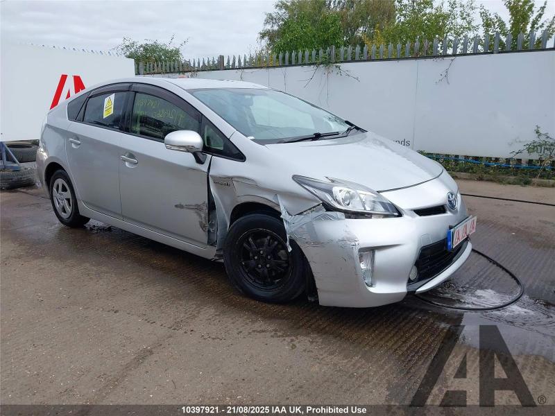 2015 TOYOTA PRIUS IMPORT VVT-I T4 1797cc PETROL/ELECTRIC CVT 5 DOOR HATCHBACK