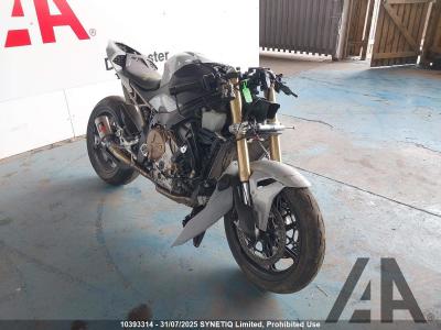 Image of 2021 BMW S SERIES 1000 RR SPORT 999cc PETROL MANUAL SPORTS