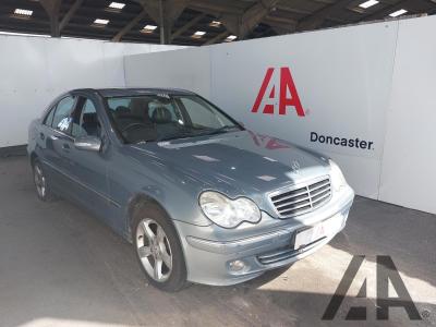 Image of 2004 MERCEDES C-CLASS C220 CDI AVANTGARDE SE 2148cc TURBO DIESEL AUTOMATIC 4 DOOR SALOON