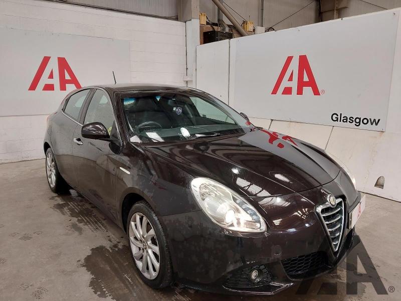 2012 ALFA ROMEO GIULIETTA JTDM-2 LUSSO 1598cc TURBO DIESEL MANUAL 6 Speed 5 DOOR HATCHBACK
