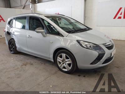 Image of 2015 VAUXHALL ZAFIRA TOURER EXCLUSIV CDTI 1956cc TURBO DIESEL MANUAL 6 Speed 5 DOOR MPV