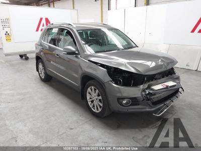 Image of 2012 VOLKSWAGEN TIGUAN SE TDI 4MOTION 1968cc TURBO DIESEL MANUAL 6 Speed 5 DOOR ESTATE