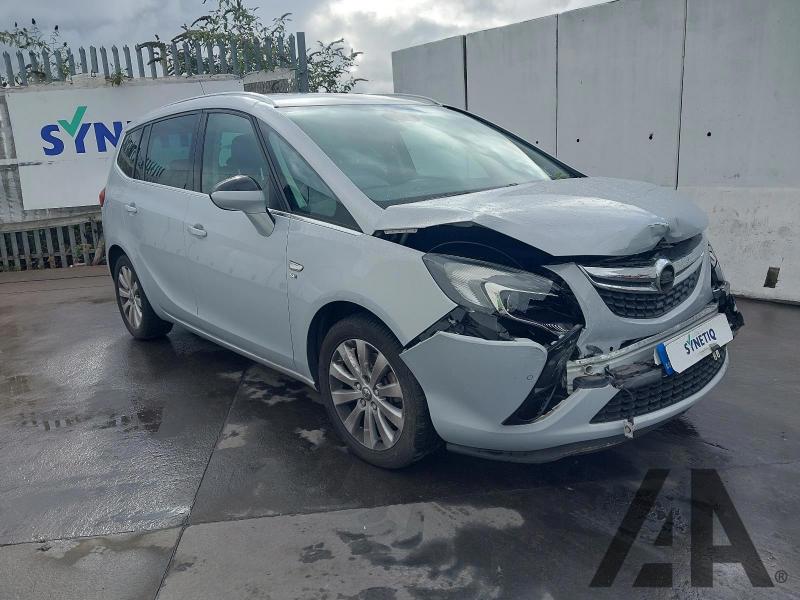 2014 VAUXHALL ZAFIRA TOURER SE CDTI 1956cc TURBO DIESEL MANUAL 6 Speed 5 DOOR MPV