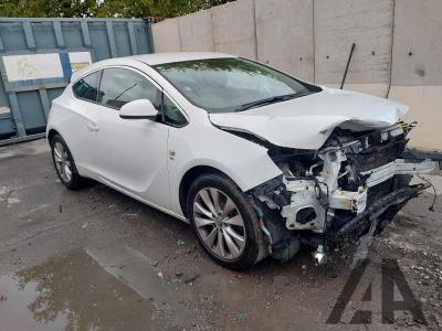 Image of 2013 VAUXHALL ASTRA GTC SRI CDTI S/S 1956cc TURBO DIESEL MANUAL 6 Speed 3 DOOR HATCHBACK