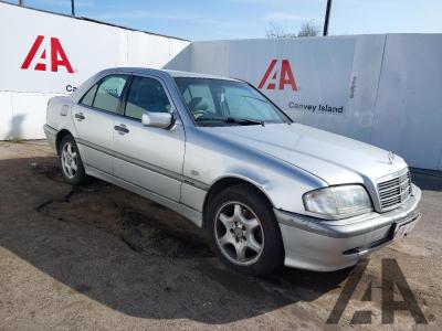 Image of 1999 MERCEDES C-CLASS C250TD CLASSIC 2497cc TURBO DIESEL AUTOMATIC 4 DOOR SALOON