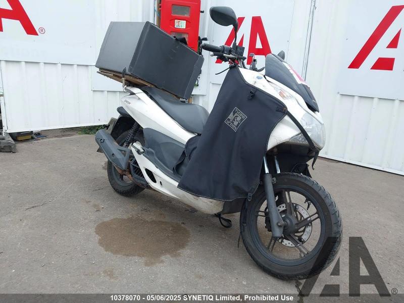 2010 HONDA WW (PCX) 125cc PETROL CVT SCOOTER
