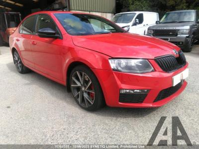 Image of 2015 SKODA OCTAVIA VRS TDI CR DSG 1968cc TURBO DIESEL SEMI AUTO 6 Speed 5 DOOR HATCHBACK