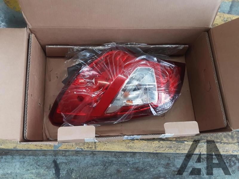 2016 SSANGYONG KORANDO REAR LIGHT