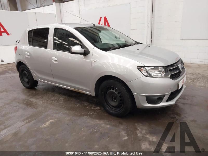 2013 DACIA SANDERO LAUREATE 1149cc PETROL MANUAL 5 Speed 5 DOOR HATCHBACK