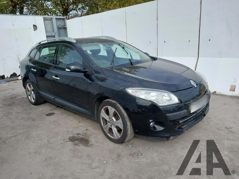 2011 RENAULT MEGANE DYNAMIQUE TOMTOM DCI ECO 1461cc TURBO DIESEL MANUAL 6 Speed 5 DOOR ESTATE