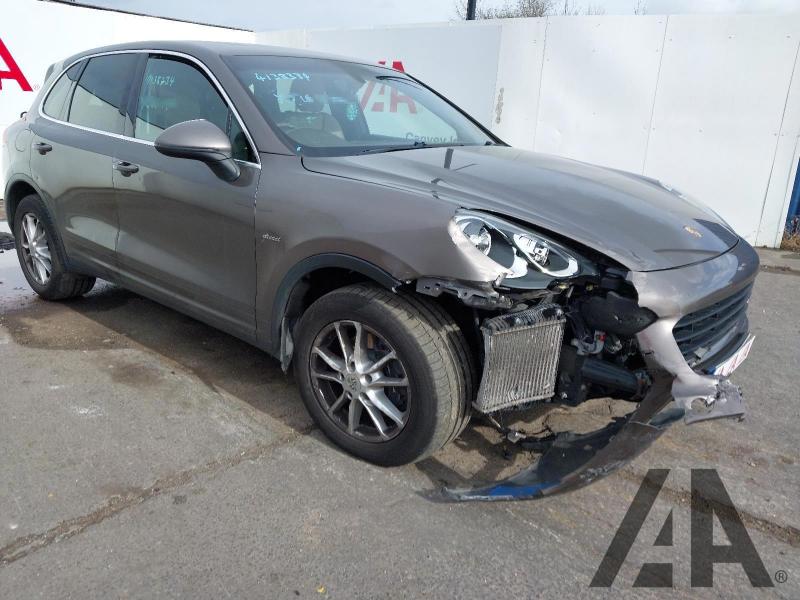 2016 PORSCHE CAYENNE D V6 TIPTRONIC S 2967cc TURBO DIESEL AUTOMATIC 8 Speed 5 DOOR ESTATE