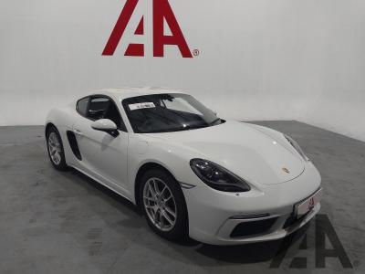 2017 PORSCHE 718 CAYMAN