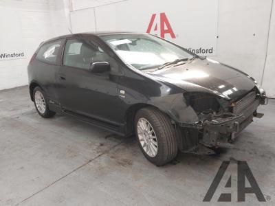 Image of 2003 HONDA CIVIC SPORT 1590cc PETROL MANUAL 5 Speed 3 DOOR HATCHBACK