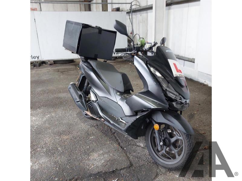 2023 HONDA WW (PCX) 125 A-P 125cc PETROL AUTOMATIC SCOOTER