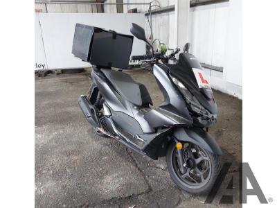Image of 2023 HONDA WW (PCX) 125 A-P 125cc PETROL AUTOMATIC SCOOTER