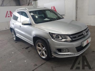 Image of 2015 VOLKSWAGEN TIGUAN R LINE EDITION TDI BMT 4MOTION 1968cc TURBO DIESEL SEMI AUTO 7 Speed 5 DOOR ESTATE