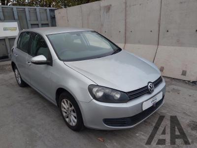 Image of 2010 VOLKSWAGEN GOLF SE TDI DSG 1968cc TURBO DIESEL SEMI AUTO 6 Speed 5 DOOR HATCHBACK