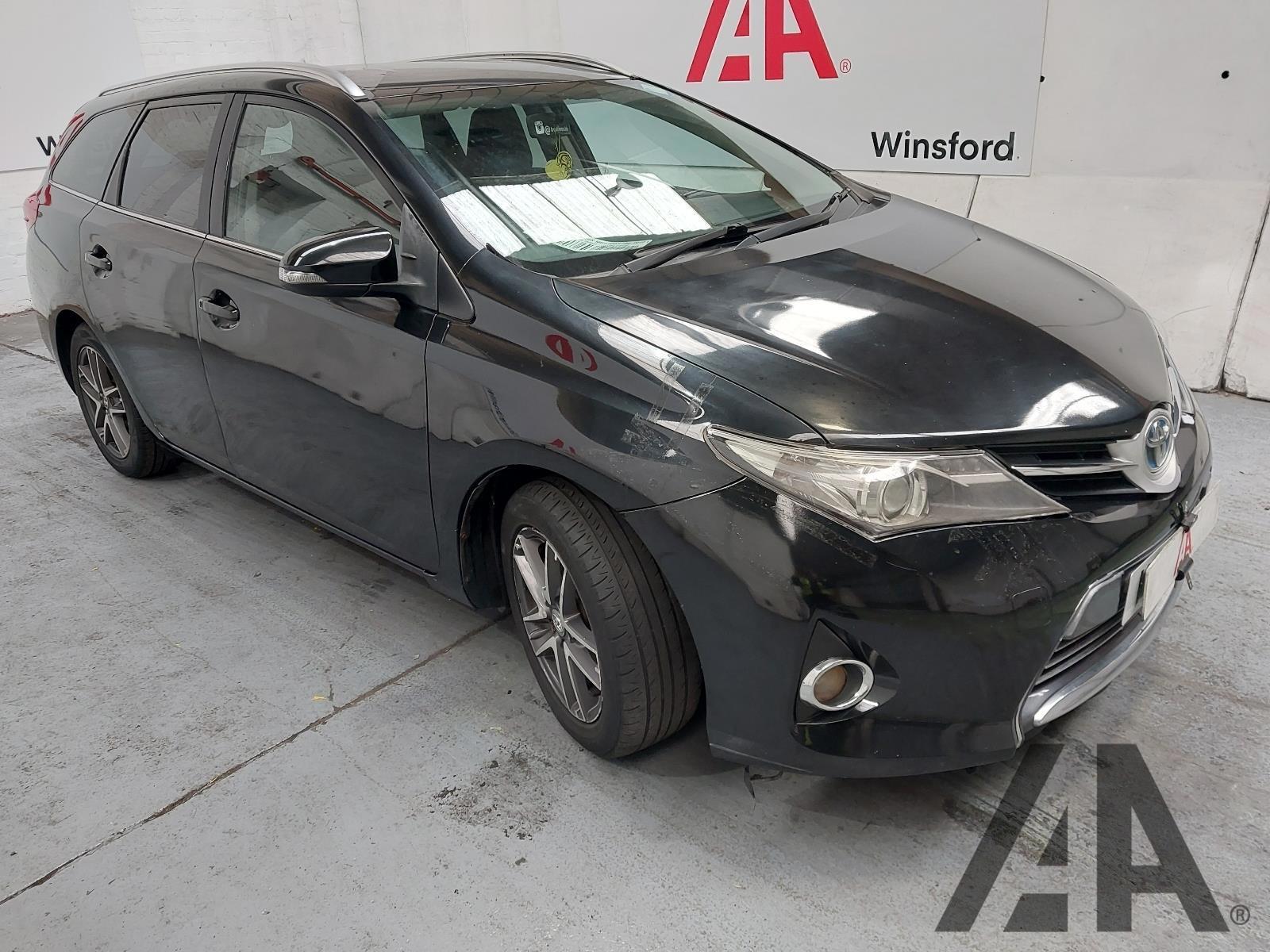2015 TOYOTA AURIS VVT-I ICON PLUS 1798cc PETROL/ELECTRIC CVT 5 DOOR ESTATE