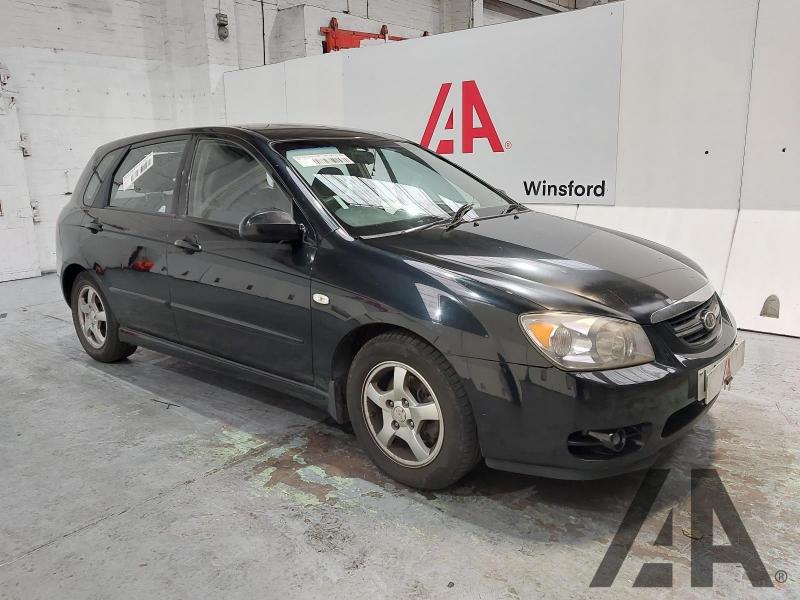 2006 KIA CERATO LX CRDI 1582cc TURBO DIESEL MANUAL 5 Speed 5 DOOR HATCHBACK