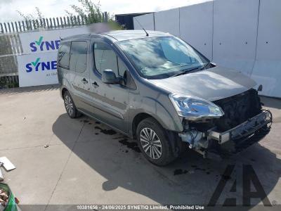Image of 2017 PEUGEOT PARTNER HORIZON RE/BLUE HDI S/S TEPEE 1560cc TURBO DIESEL SEMI AUTO 6 Speed 5 DOOR MPV
