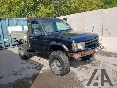 Image of 2004 LAND ROVER DISCOVERY LANDMARK TD5 2495cc TURBO DIESEL MANUAL 5 DOOR ESTATE