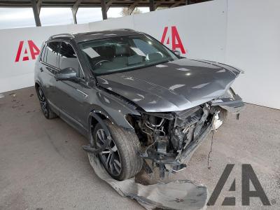 Image of 2018 VOLKSWAGEN TIGUAN R-LINE TDI DSG 1968cc TURBO DIESEL SEMI AUTO 7 Speed 5 DOOR ESTATE
