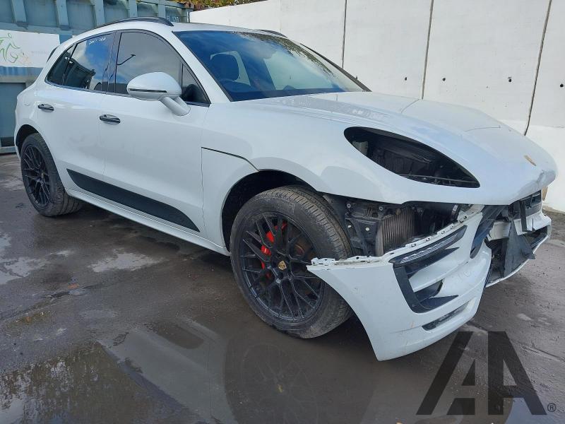 2017 PORSCHE MACAN GTS PDK 2997cc TURBO PETROL SEMI AUTO 7 Speed 5 DOOR ESTATE