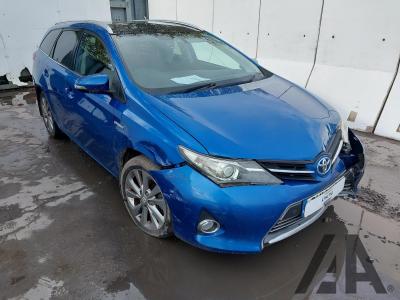 Image of 2014 TOYOTA AURIS VVT-I EXCEL 1797cc PETROL/ELECTRIC CVT 5 DOOR ESTATE