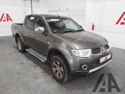 Image of 2012 MITSUBISHI L200 DI-D 4X4 BARBARIAN LB DCB 2477cc TURBO DIESEL MANUAL 5 Speed PICK UP