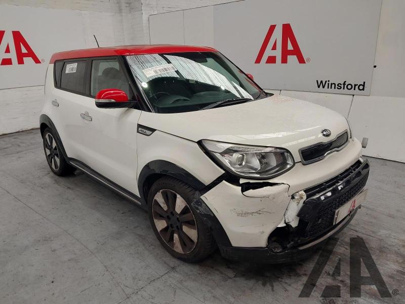 2015 KIA SOUL CRDI MIXX 1582cc TURBO DIESEL MANUAL 6 Speed 5 DOOR HATCHBACK