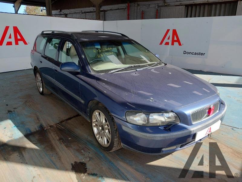 2003 VOLVO V70 D5 SE 2401cc TURBO DIESEL AUTOMATIC 5 Speed 5 DOOR ESTATE