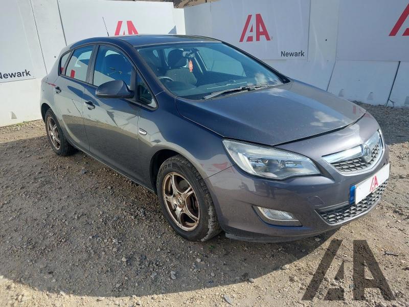 2011 VAUXHALL ASTRA EXCLUSIV 1398cc PETROL MANUAL 5 Speed 5 DOOR HATCHBACK