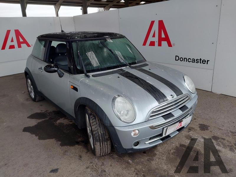 2004 MINI HATCH COOPER 1598cc PETROL MANUAL 5 Speed 3 DOOR HATCHBACK