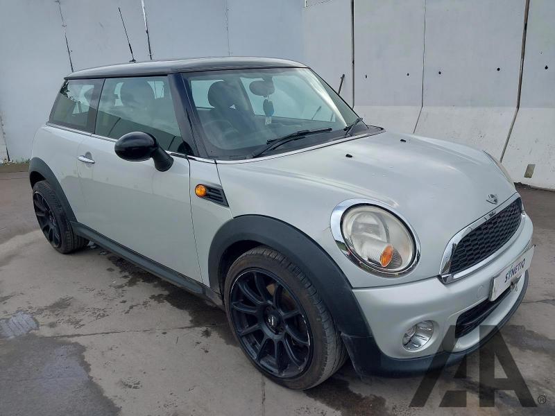 2012 MINI HATCH COOPER D 1598cc TURBO DIESEL MANUAL 6 Speed 3 DOOR HATCHBACK