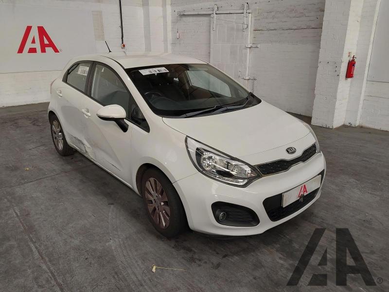 2014 KIA RIO CRDI 2 ECODYNAMICS 1396cc TURBO DIESEL MANUAL 6 Speed 5 DOOR HATCHBACK