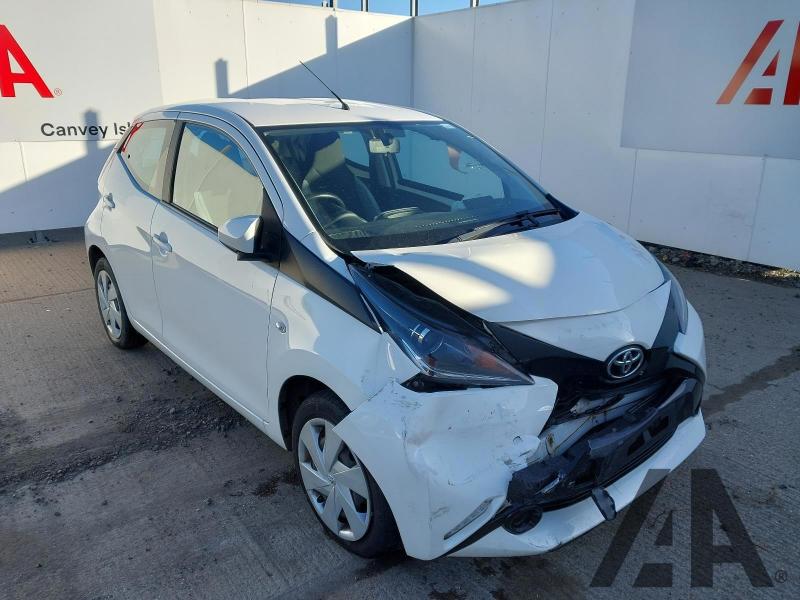 2017 TOYOTA AYGO VVT-I X-PLAY 998cc PETROL MANUAL 5 DOOR HATCHBACK