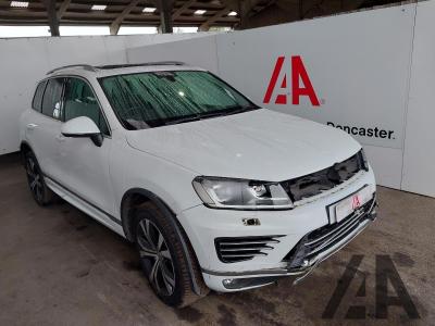 Image of 2015 VOLKSWAGEN TOUAREG V6 R-LINE TDI BLUEMOTION TECHN 2967cc TURBO DIESEL AUTOMATIC 8 Speed 5 DOOR ESTATE