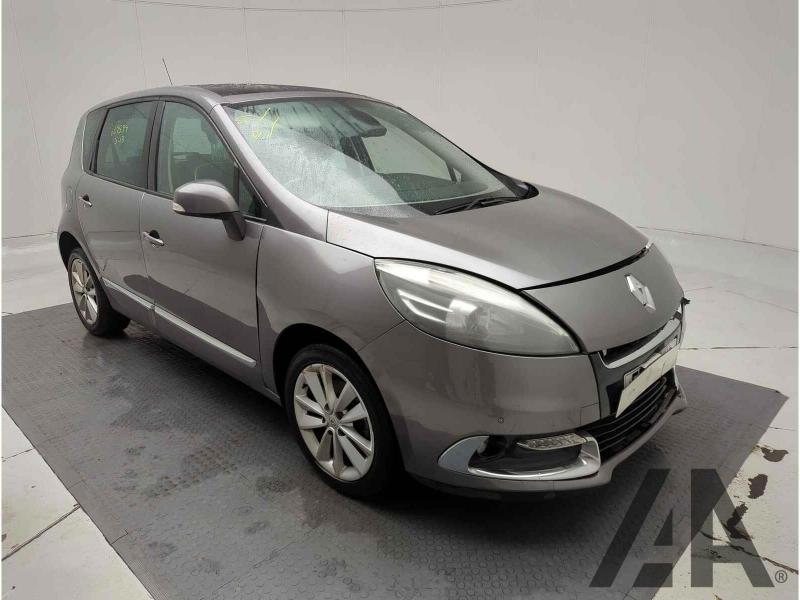 2013 RENAULT SCENIC DYNAMIQUE TOMTOM LUXE PACK DCI 1461cc TURBO DIESEL SEMI AUTO 6 Speed 5 DOOR MPV