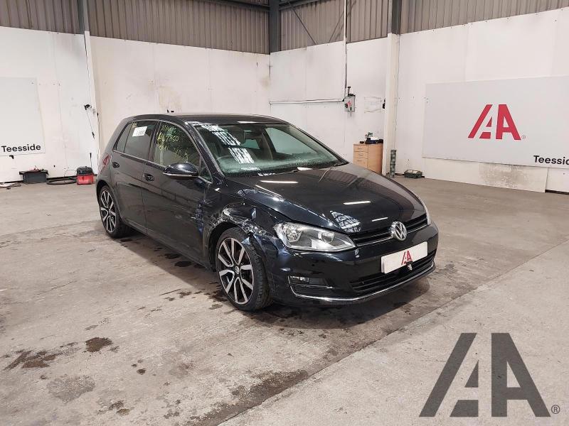 2015 VOLKSWAGEN GOLF GT TDI BLUEMOTION TECHNOLOGY 1968cc TURBO DIESEL MANUAL 6 Speed 5 DOOR HATCHBACK