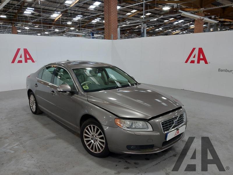 2006 VOLVO S80 SE LUX D5 AUTO 2400cc TURBO DIESEL AUTOMATIC 6 Speed 4 DOOR SALOON