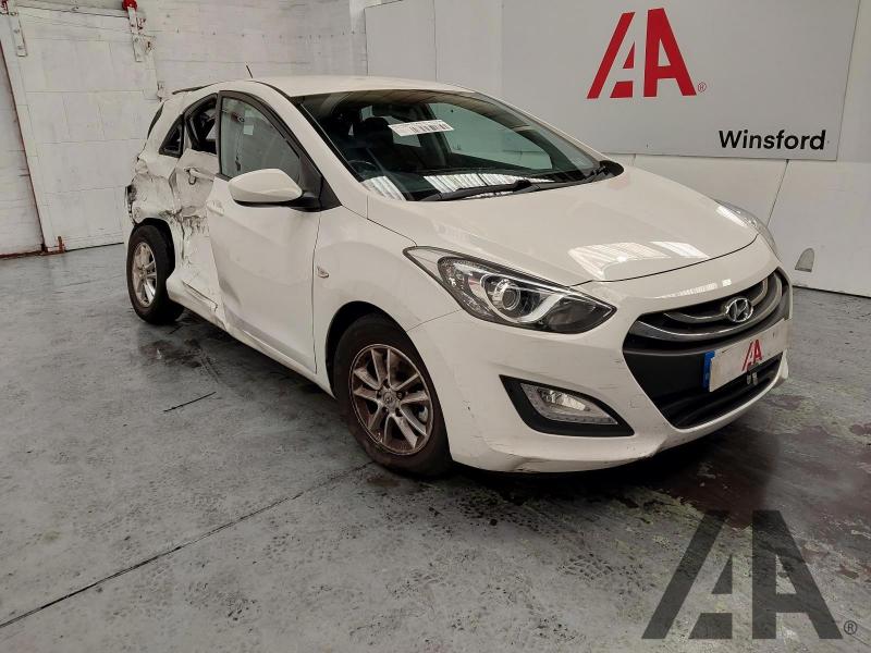 2014 HYUNDAI I30 ACTIVE BLUE DRIVE CRDI 1582cc TURBO DIESEL MANUAL 6 Speed 5 DOOR HATCHBACK