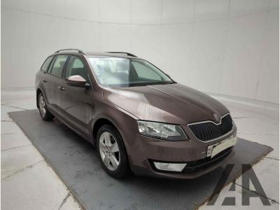 Image of 2014 SKODA OCTAVIA SE TDI CR 1598cc TURBO DIESEL MANUAL 5 Speed 5 DOOR ESTATE