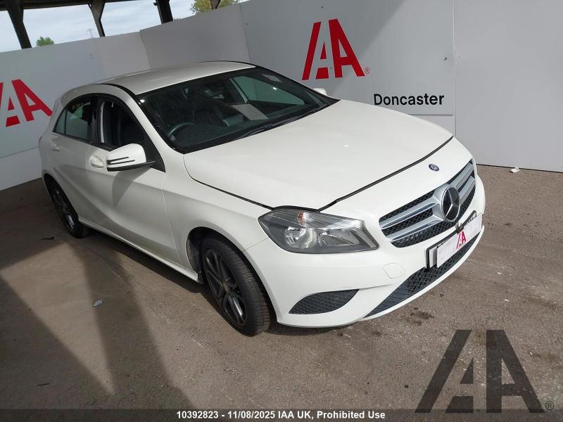 2014 MERCEDES A-CLASS A 200 CDI BLUEEFFICIENCY SPORT 1796cc TURBO DIESEL SEMI AUTO 5 DOOR HATCHBACK